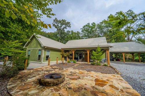 90 Crook View Rd, Menlo, GA, 30731-5245 | Card Image