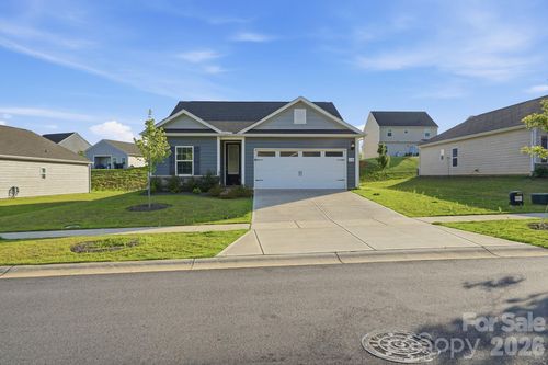 116 S Sina St, Troutman, NC, 28166-9682 | Card Image