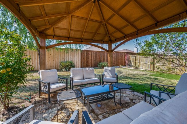 Backyard outdoor living | Image 33