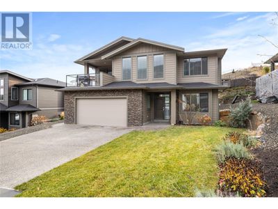 2779 Canyon Crest Dr, House other with 6 bedrooms, 3 bathrooms and 6 parking in West Kelowna BC | Image 1