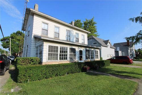 214 Fulton St, Port Clinton, OH, 43452-1191 | Card Image