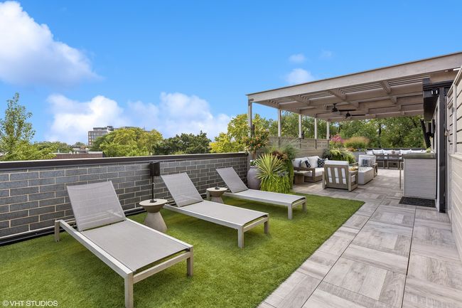 2 - 2633 N Mildred Ave, Condo with 4 bedrooms, 3 bathrooms and 1 parking in CHICAGO IL | Image 38