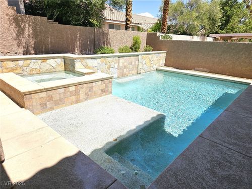 287 Canyon Spirit Dr, Henderson, NV, 89012-2235 | Card Image