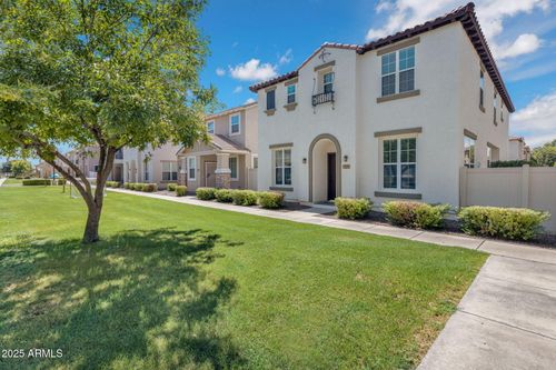 3870 E Leslie Dr, Gilbert, AZ, 85296-2865 | Card Image