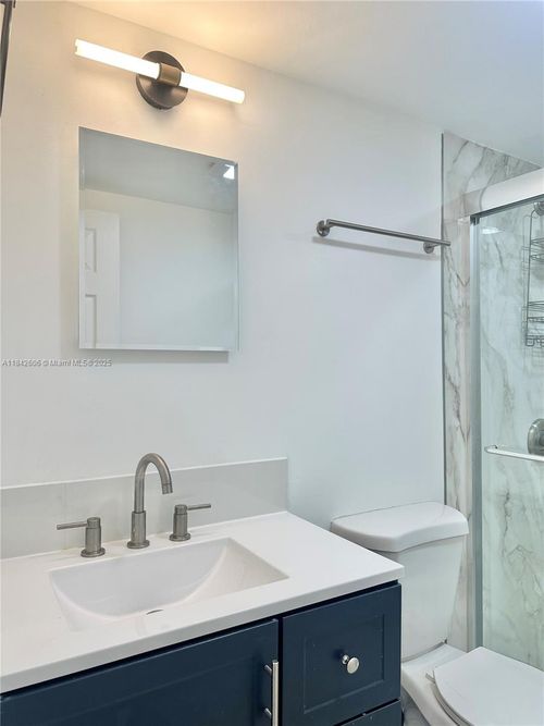 apt-235-4655 Palm Ave, Hialeah, FL, 33012-4064 | Card Image