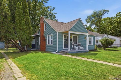 27116 Delton St, Madison Heights, MI, 48071-3345 | Card Image