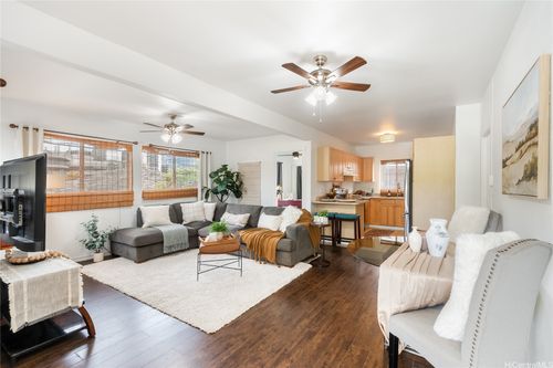 a-1506 Frear St, Honolulu, HI, 96813-2004 | Card Image