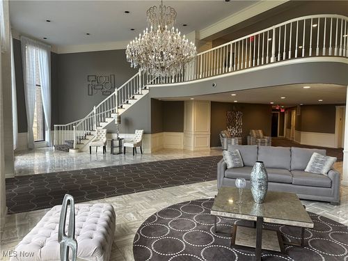 apt-2612-2202 Acacia Park Dr, Cleveland, OH, 44124-3870 | Card Image