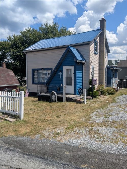 920 Hessler St, Nanty-Glo, PA, 15943-1300 | Card Image