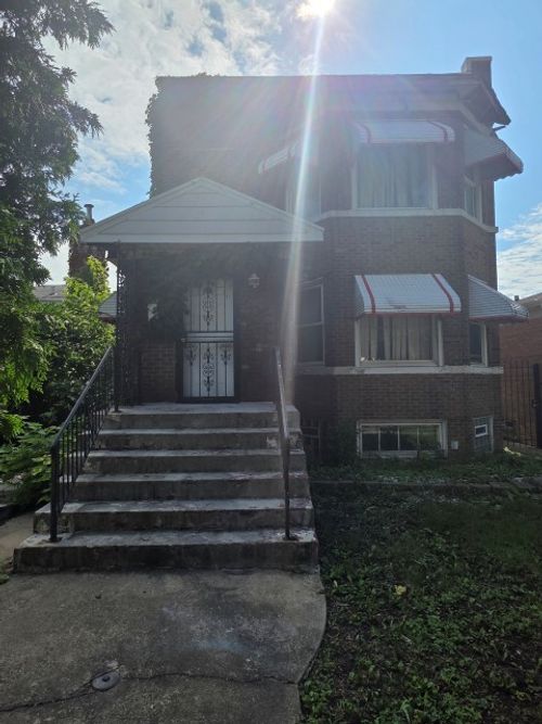 9737 S Prairie Ave, Chicago, IL, 60628-1449 | Card Image