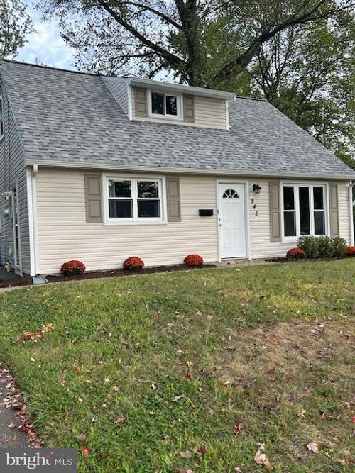 542 Doloro Dr, MORRISVILLE, PA, 19067-6808 | Card Image