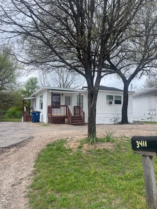 3411 Lyons Rd, Austin, TX, 78702-3726 | Card Image