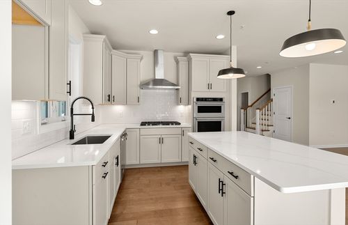63-6 Mason Way, Woburn, MA, 01801-2477 | Card Image
