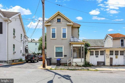 36 N 4th St, STEELTON, PA, 17113-2340 | Card Image