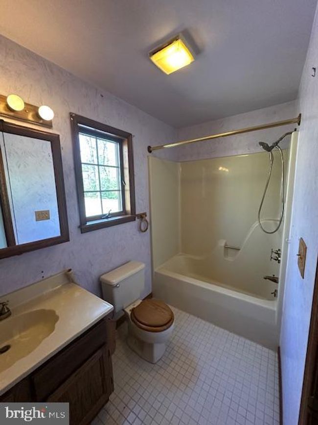 73 Driftwood Dr, House other with 3 bedrooms, 3 bathrooms and null parking in Albrightsville PA | Image 18