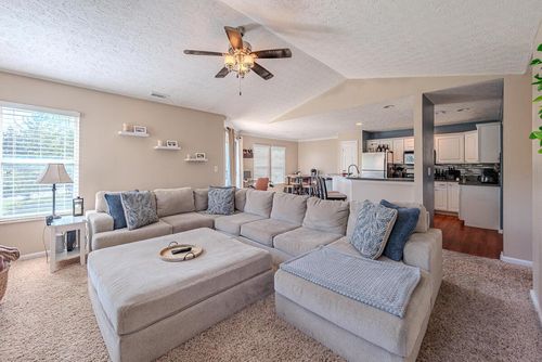 3430 Fishinger Mill Dr, Hilliard, OH, 43026-9304 | Card Image