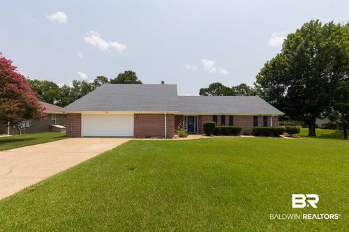 9230 Clubhouse Dr, Foley, AL, 36535-9320 | Card Image