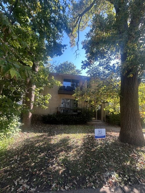 1-67 Kimbark Rd, Riverside, IL, 60546-2452 | Card Image