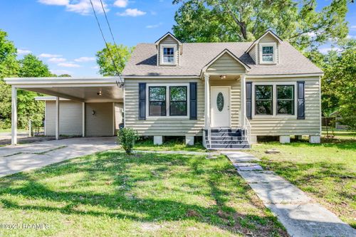827 E Grolee St, Opelousas, LA, 70570-7409 | Card Image