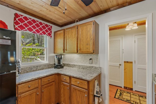 28 - 23 Dwarf Mountain Rd, Condo with 2 bedrooms, 2 bathrooms and null parking in Sapphire NC | Image 12
