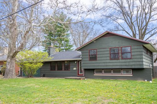 1902 Golfview Dr, Urbana, IL, 61801-1115 | Card Image