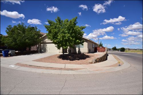 14325 Island Point Dr, El Paso, TX, 79938-5378 | Card Image