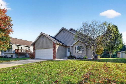 317 Santa Maria Drive, Arlington, WI, 53911 | Card Image