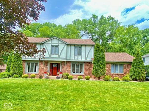 7224 Kingman Cir, Indianapolis, IN, 46256-2324 | Card Image