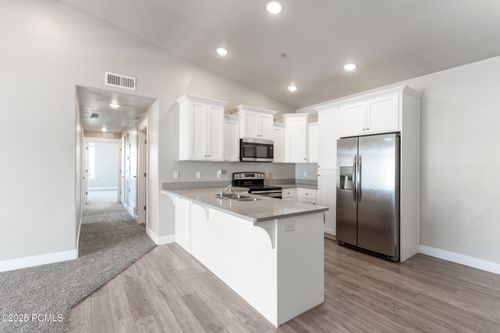 2304-1128 S 820 E, Heber City, UT, 84032-5800 | Card Image