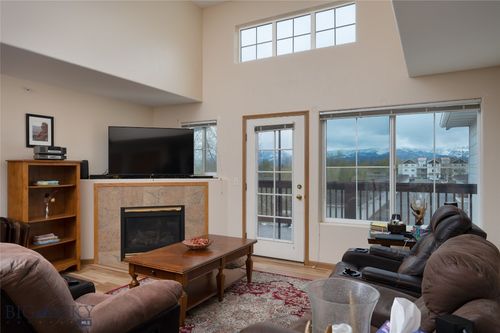 10-21 N Shore Dr, Belgrade, MT, 59714-9608 | Card Image