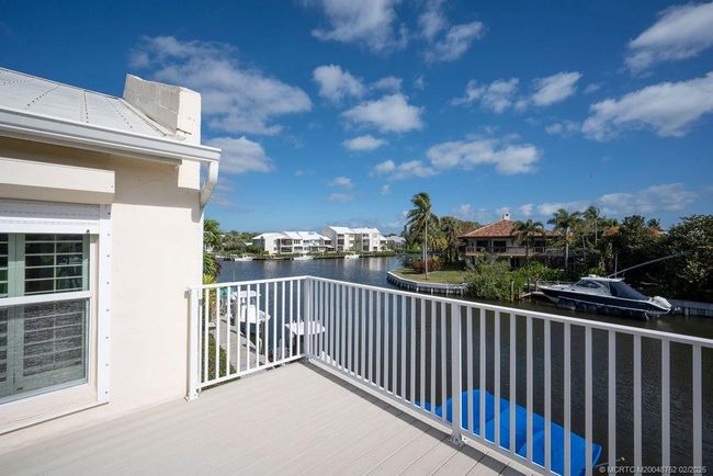 APT-16 - 3901 Saint Lucie Blvd, Condo with 2 bedrooms, 3 bathrooms and 1 parking in Stuart FL | Image 22
