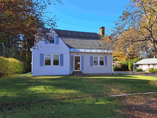 20 Bay St, Claremont, NH, 03743-2401 | Card Image