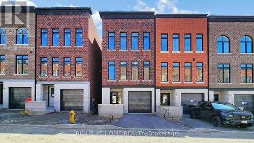 21 Chestnut Crt, Aurora, ON, L4G0Z5 | Card Image