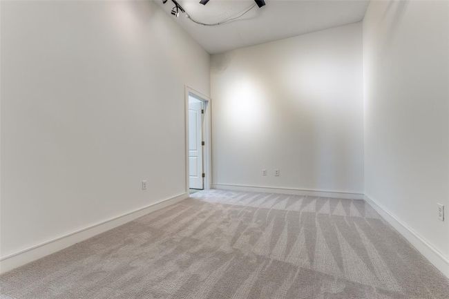 Secondary Bedroom | Image 18