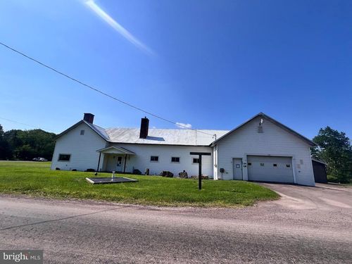 733 Saint Paul Rd, Meyersdale, PA, 15552-6208 | Card Image