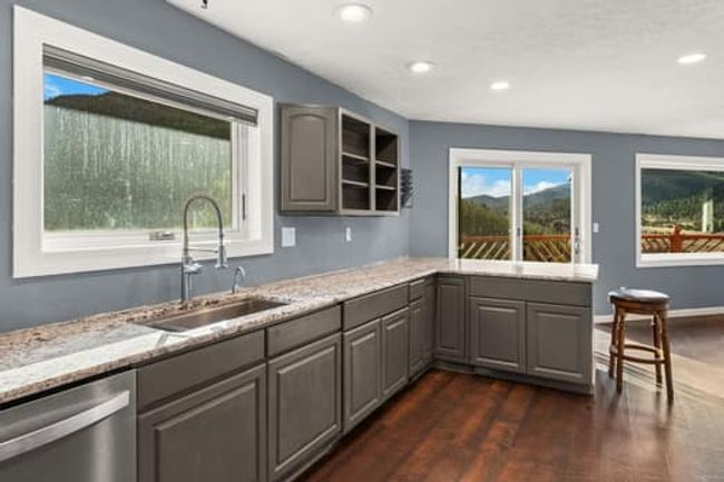 149 Bear Gulch Rd, House other with 3 bedrooms, 4 bathrooms and null parking in Basin MT | Image 12