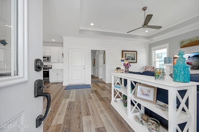 115 Ne 7 Th St, House other with 3 bedrooms, 2 bathrooms and null parking in Oak Island NC | Image 5