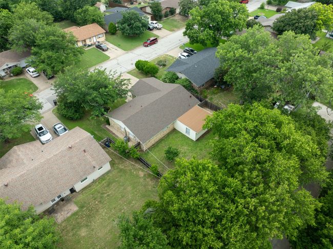 512 Judith St, House other with 3 bedrooms, 2 bathrooms and null parking in Burleson TX | Image 27