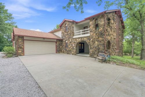 3 Timothy Ln, Goddard, KS, 67052-9075 | Card Image