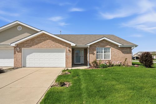 1230 W 82nd Ave, Merrillville, IN, 46410-6363 | Card Image