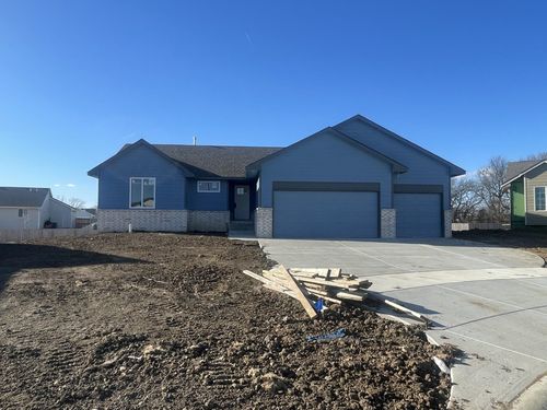 1633 N Wildflower Ct, Andover, KS, 67002-8996 | Card Image