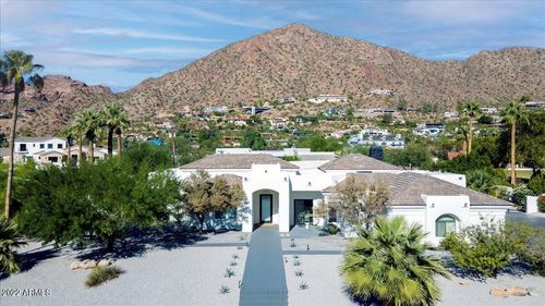 5316 E Royal View Dr S, Phoenix, AZ, 85018-1926 | Card Image