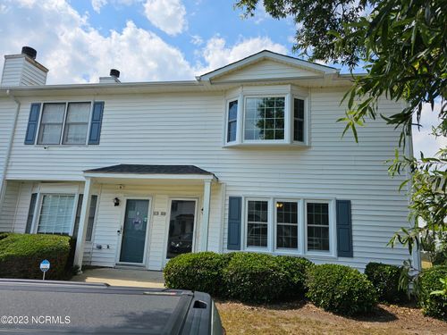 x-10-3811 Sterling Pointe Dr, Winterville, NC, 28590-8997 | Card Image