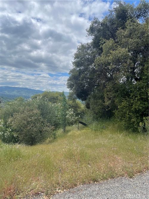50034 Golden Horse Dr, Oakhurst, CA, 93644-9497 | Card Image