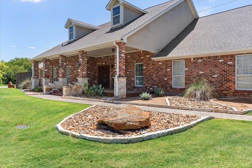 708 Canyon Creek Trl, Fort Worth, TX, 76112-1164 | Card Image