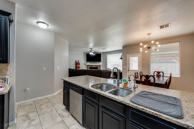 6411 Patriot Pkwy, House other with 3 bedrooms, 2 bathrooms and 2 parking in Midland TX | Image 8