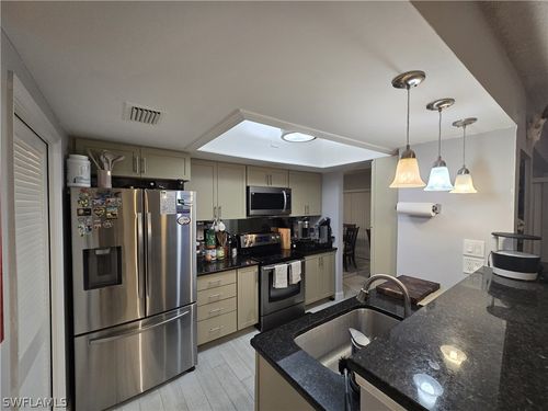 apt-d106-64 4th St, BONITA SPRINGS, FL, 34134-7358 | Card Image