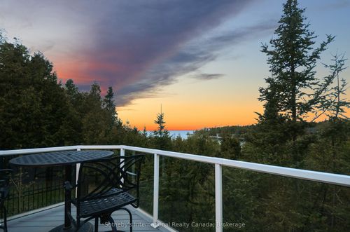 80 Corey Cres, Tobermory, ON, N0H2R0 | Card Image