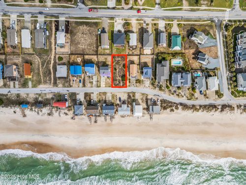 5-2009 N Shore Dr, Surf City, NC, 28445-8617 | Card Image