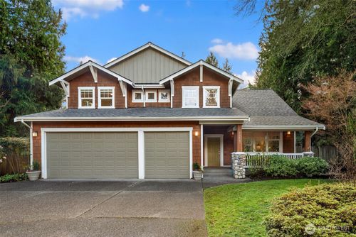 10647 Woodhaven Ln, Bellevue, WA, 98004-7212 | Card Image